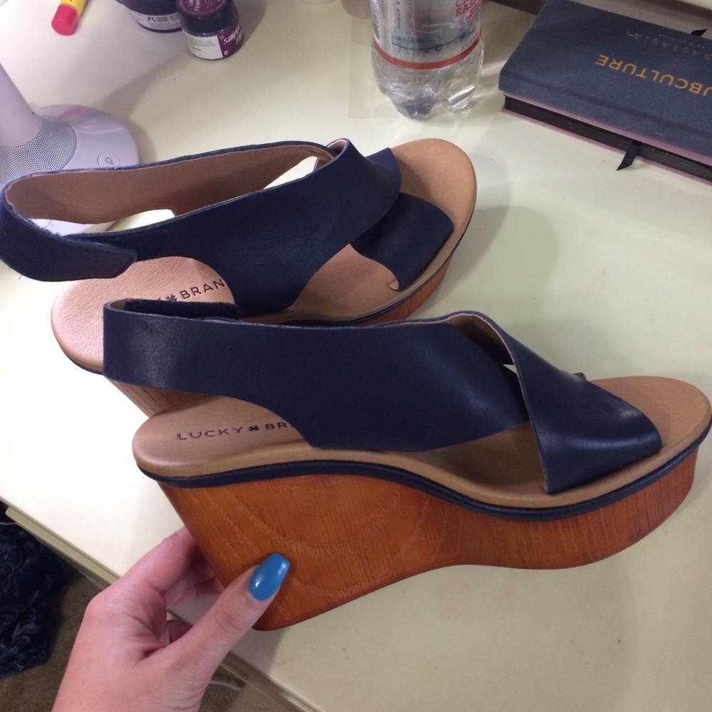 Navy Wedge Sandals - Lucky Brand (8)